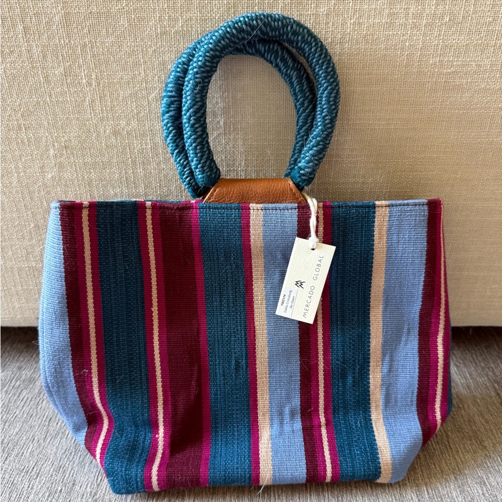 NWT Mercado Global Dalila Crossbody in Sky Dawn